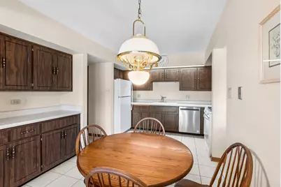 4716 W 106th Place #2B, Oak Lawn, IL 60453 - Photo 8