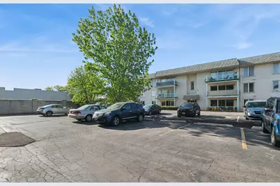 4716 W 106th Place #2B, Oak Lawn, IL 60453 - Photo 16