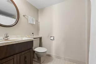 4716 W 106th Pl, Oak Lawn, IL 60453 - Photo 14