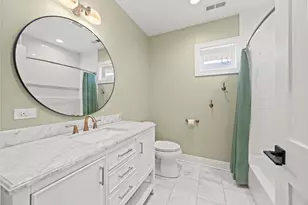 527 Woodbine Ave, Oak Park, IL 60302 - Photo 36