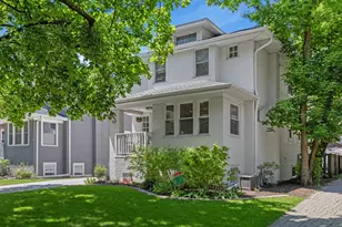 527 Woodbine Ave, Oak Park, IL 60302 - Photo 1