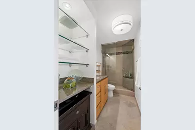 30 E Huron Street #5501, Chicago, IL 60611 - Photo 16
