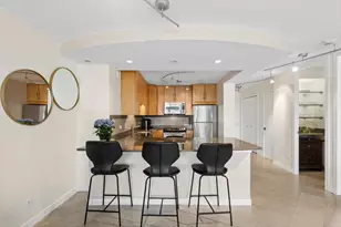 30 E Huron St, Chicago, IL 60611 - Photo 4