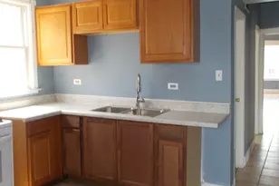 5931 S Campbell Ave, Chicago, IL 60629 - Photo 8