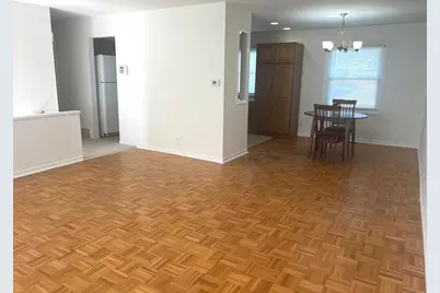 7040 Meadowbrook Lane, Hanover Park, IL 60133 - Photo 8