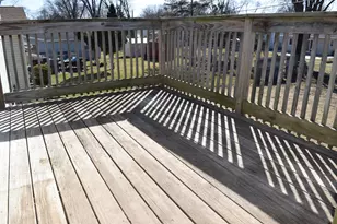 7040 Meadowbrook Ln, Hanover Park, IL 60133 - Photo 20