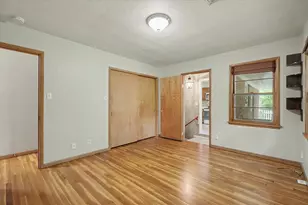 311 Flora Dr, Champaign, IL 61821 - Photo 14