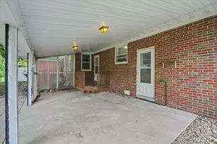 311 Flora Dr, Champaign, IL 61821 - Photo 26