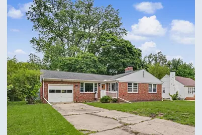 311 Flora Drive, Champaign, IL 61821 - Photo 2