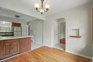 311 Flora Dr, Champaign, IL 61821 - Photo 8