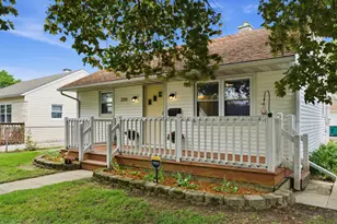 220 Park Dr, Joliet, IL 60436 - Photo 4