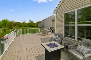 8514 White Oaks Ct, Wonder Lake, IL 60097 - Photo 4