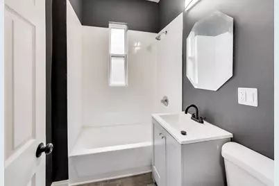 4330 S Langley Avenue, Chicago, IL 60653 - Photo 20