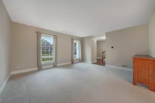 4977 Prairie Oak Rd, Gurnee, IL 60031 - Photo 6