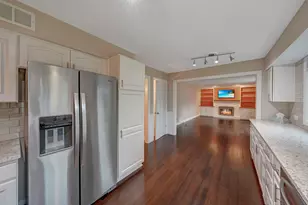 4977 Prairie Oak Rd, Gurnee, IL 60031 - Photo 10