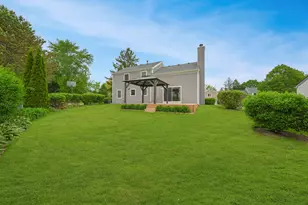 4977 Prairie Oak Rd, Gurnee, IL 60031 - Photo 2