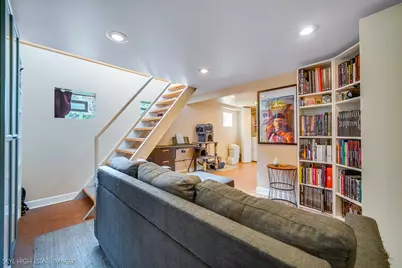 2131 W Highland Avenue #1N, Chicago, IL 60659 - Photo 10