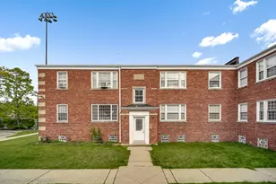 2131 W Highland Ave, Chicago, IL 60659 - Photo 16