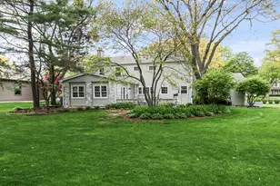 1059 W Chatham Dr, Palatine, IL 60067 - Photo 34