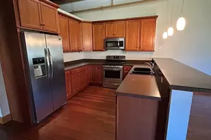 266 Hutchins Ct, Woodstock, IL 60098 - Photo 4