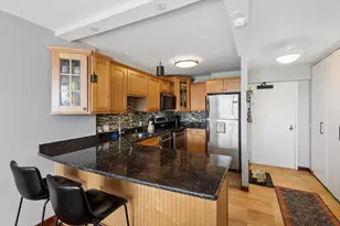 5415 N Sheridan Rd, Chicago, IL 60640 - Photo 6
