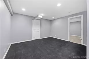 2645 Caliendo Cir, Montgomery, IL 60538 - Photo 12