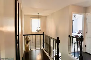 251 Millington Ln, Aurora, IL 60504 - Photo 10