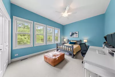 1716 W Wolfram Street, Chicago, IL 60657 - Photo 24