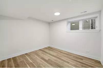2342 N Lawndale Avenue, Chicago, IL 60647 - Photo 36