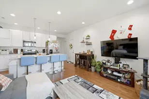 2342 N Lawndale Ave, Chicago, IL 60647 - Photo 6