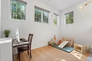 1322 W Belmont Ave, Chicago, IL 60657 - Photo 22