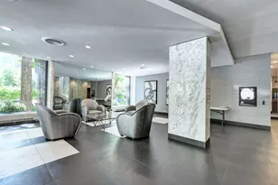 222 E Pearson St, Chicago, IL 60611 - Photo 14
