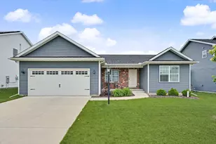 3904 Obsidian Dr, Champaign, IL 61822 - Photo 2