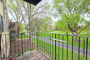 1473 N Winslowe Dr, Palatine, IL 60074 - Photo 6