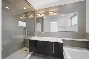 1335 N Bosworth Ave, Chicago, IL 60642 - Photo 12