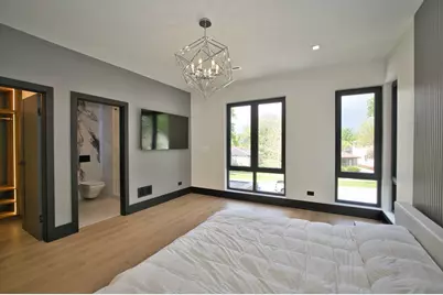 332 W Fremont Avenue, Elmhurst, IL 60126 - Photo 54