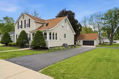 503 S Wells Street, Sandwich, IL 60548 - Photo 1