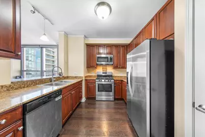 420 E Waterside Drive #2303, Chicago, IL 60601 - Photo 10