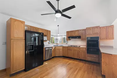 160 Aster Lane, Hoffman Estates, IL 60169 - Photo 16