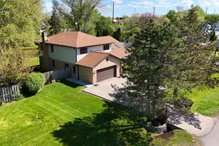 160 Aster Ln, Hoffman Estates, IL 60169 - Photo 56