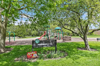 1097 Stratham Court, Schaumburg, IL 60193 - Photo 32