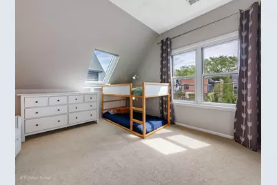 3813 N Hermitage Avenue, Chicago, IL 60613 - Photo 16