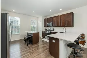 2002 Stuttle Rd, Batavia, IL 60510 - Photo 6
