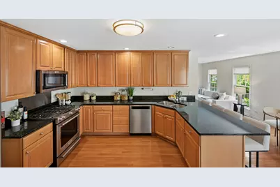 932 Chestnut Street, Deerfield, IL 60015 - Photo 10