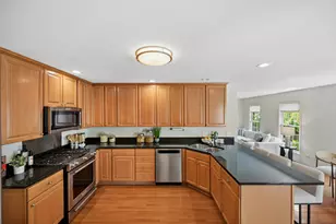 932 Chestnut St, Deerfield, IL 60015 - Photo 10