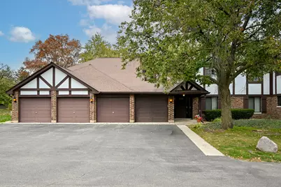 1751 Plymouth Court #B, Wheaton, IL 60189 - Photo 1