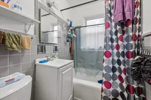 2626 W Balmoral Ave, Chicago, IL 60625 - Photo 10