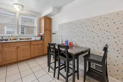 2626 W Balmoral Avenue #201, Chicago, IL 60625 - Photo 8