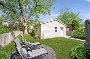 2311 Ridgeway Ave, Evanston, IL 60201 - Photo 30