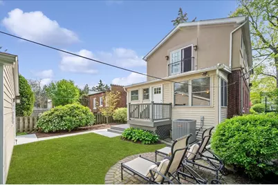 2311 Ridgeway Avenue, Evanston, IL 60201 - Photo 28